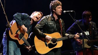 [WATCH] BBC News - Albarn and Gallagher perform together for cancer trust