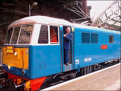 Les Ross and his engine