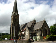 Eglwys y Santes Catherine, Pontypridd