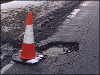 Pothole near Caxton