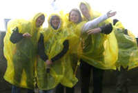 Y bois yn chwarae rygbi
