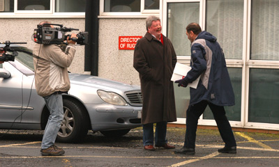 Simon is given his first challenge as he arrives at Stradey Park