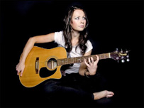 Lisa De Ville