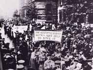 Photo of women protesting during World War One