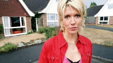 Jill Tyrell (Julia Davis)