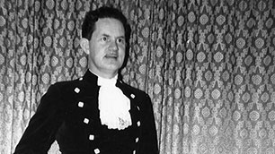 Dòmhnall MacAonghais