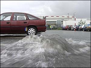 ASDA Long Eaton car park in flood