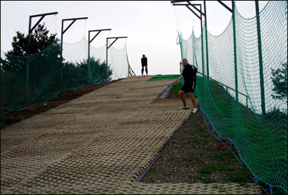 School ski slope training