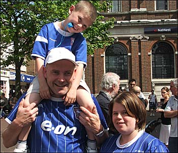 Jason Elliston, Bonny Healey with Ben.