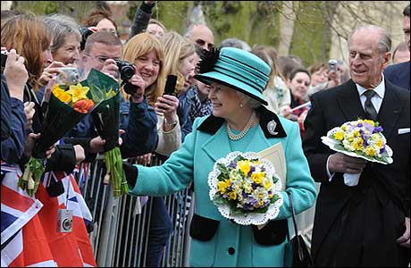 The Queen meets the public in Bury St Edmunds