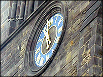 Leicester Cathedral clock