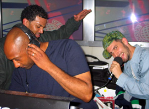 When Ronnie Herel took over the decks, Craig David and Jon B freestyled over his set.
