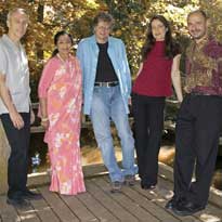 Asha Bhosle & the Kronos Quartet (credit: Luis Delgado)