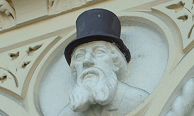 Sculptures showing Tanky Smith in his top hat
