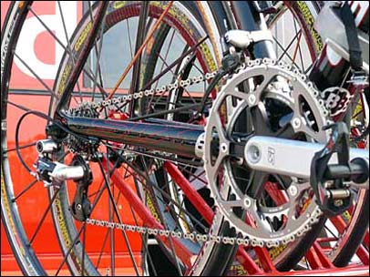Spotlessly clean chain on a Barloworld Bike