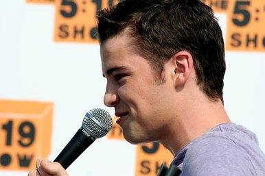 Joe McElderry