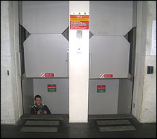 Paternoster lift in action