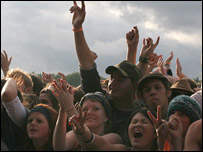 The crowd at V 2006