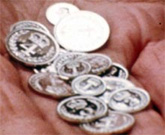 Newly-minted Maundy coins with special designs