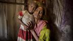anak-anak miskin di daerah kumuh Delhi