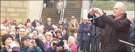 Andy Goldsworthy and crowd