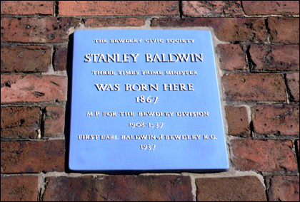Stanley Baldwin blue plaque in Bewdley