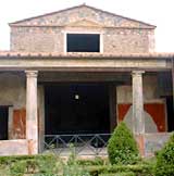 Photograph showing monumental peristyle in the Casa del Menandro