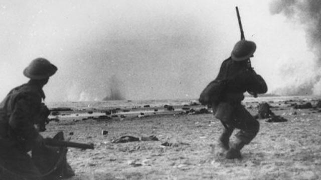 British soldiers shoot at attacking aircraft during the evacuation, June 1940.