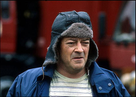 Tim Healy in Common as Muck