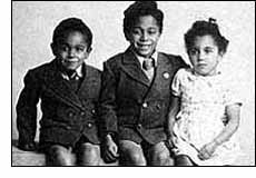 Thelma and her brotheirs in 1945
