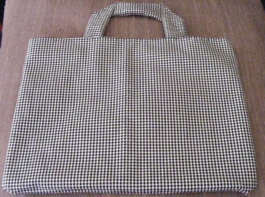 Houndstooth handbag