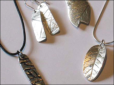 Pendants & earrings 