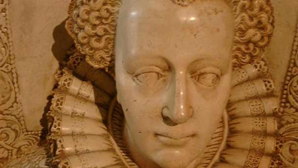 Statue of Mary Queen of Scots
