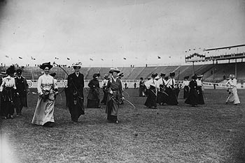 Female archery contestants