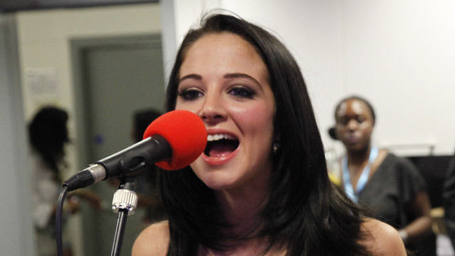 MOBO Awards 2010: Tulisa chats to Max