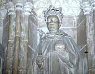 Photograph showing Richard II stone statue at Canterbury Cathedral