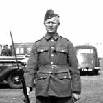 World War One uniform and weapons World War One uniform and weapons
