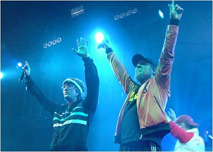 Goldie Lookin' Chain