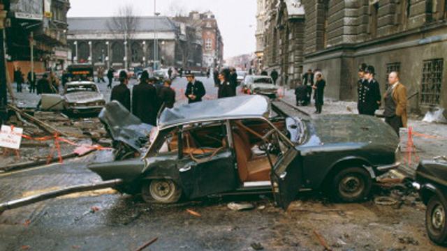 The remains of an IRA car bomb outside the Old Bailey in London, 8 March 1973 (Getty Images)